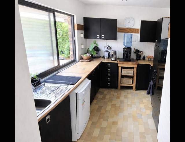 2 BEDROOM PROPERTY TO RENT IN LYNNWOOD MANOR